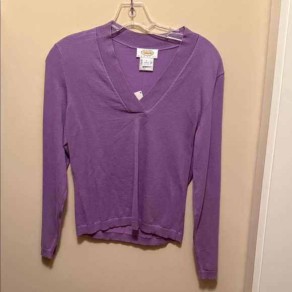 Coldwater Creek Tops - Coldwater Creek Lavender Long Sleeve V-Neck Top